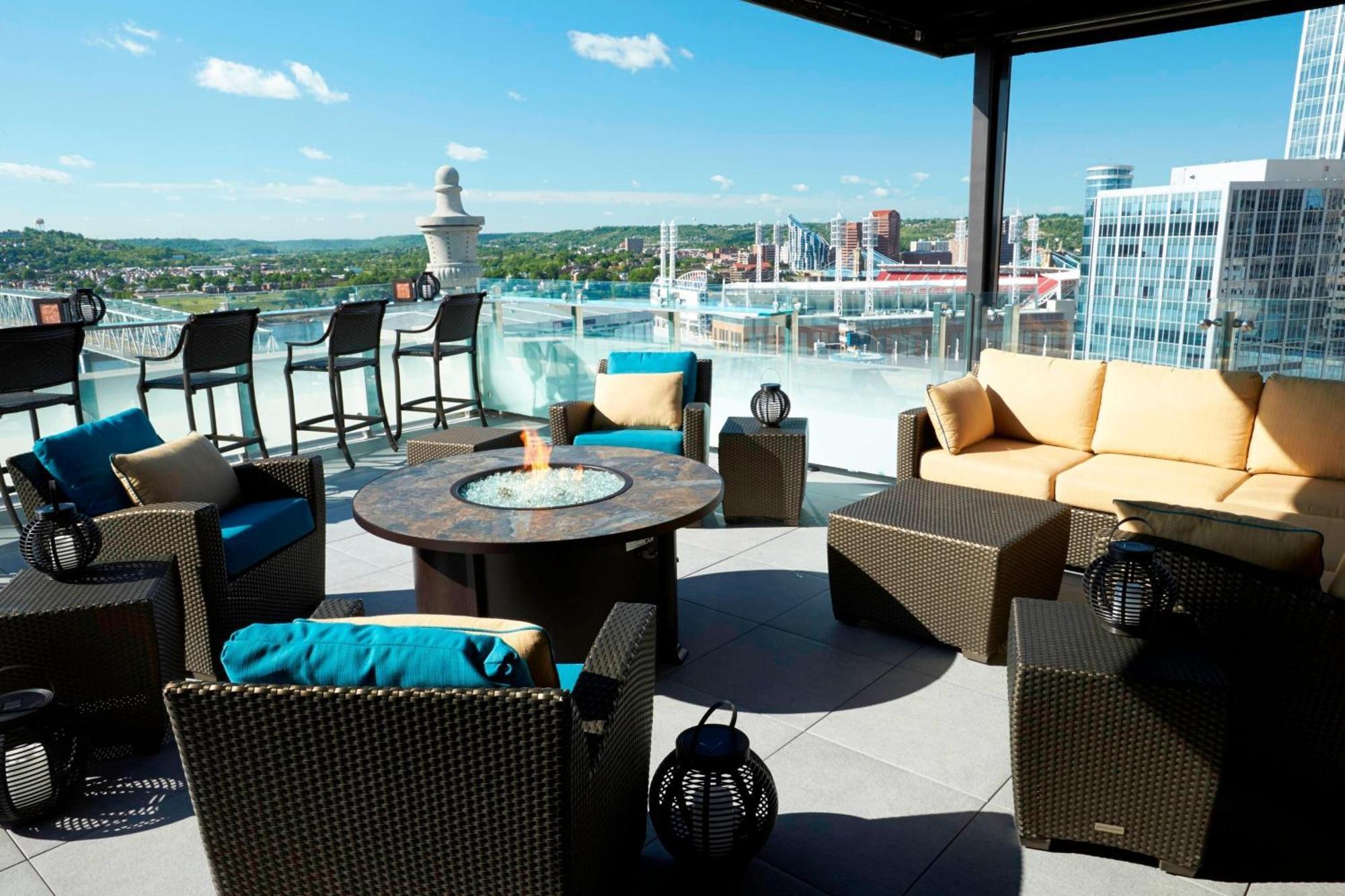 Residence Inn By Marriott Cincinnati Downtown/The Phelps Exteriör bild